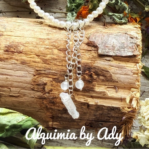 Alquimia Silver and White Necklace with Crystal Pendant - Picture 1 of 2
